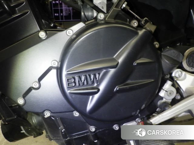 Engine photo
