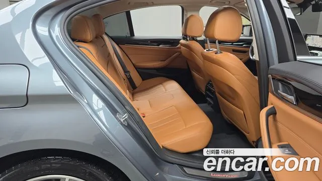 BMW 5 Series (G30) id 2518220 из Кореи 13