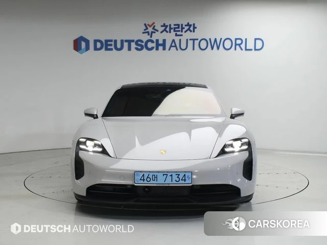 Porsche Taycan id 4592210 из Кореи 13