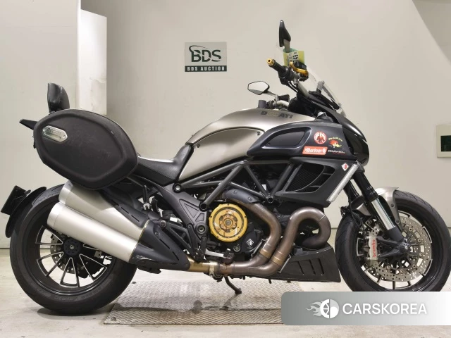 Проданный Ducati DIAVEL STRADA 2013 из Японии, фото 4