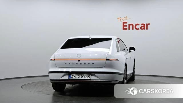 Hyundai Grandeur (GN7) id 4847808 из Кореи 23