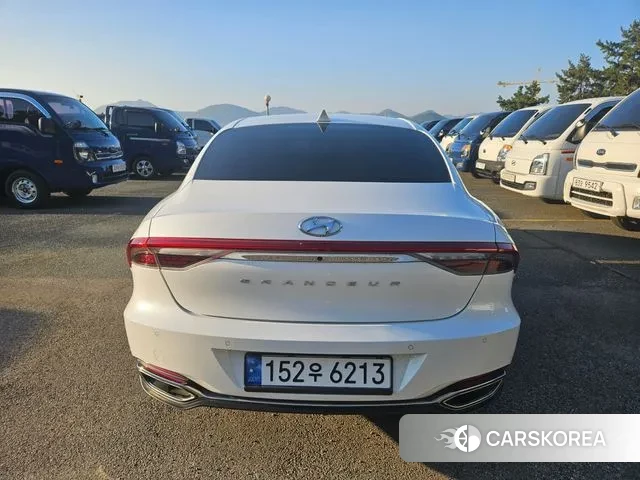 Hyundai The New Grandeur IG id 3417477 из Кореи 9