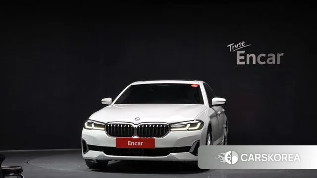 BMW 5 Series (G30) id 3454139 из Кореи 13