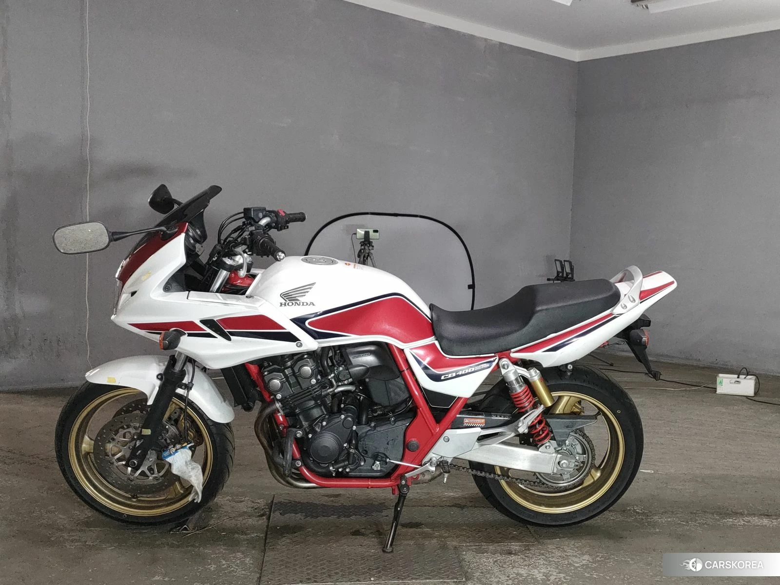 Проданный Honda CB400SF BOLDOR id 3949942 из Японии