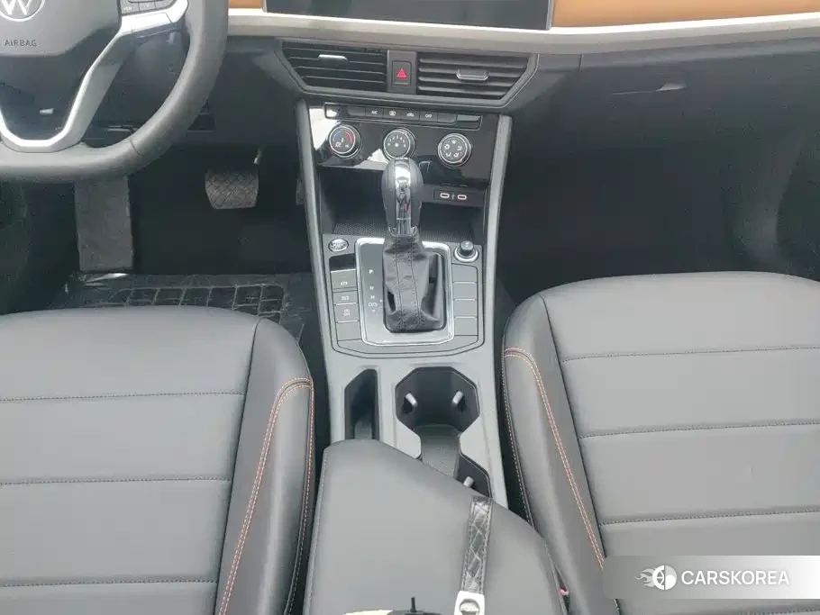 Volkswagen Bora id 4576683 из Китая 9