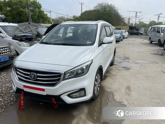 Chang'an Ling Xuan 2018 Белый из Китая, фото 3