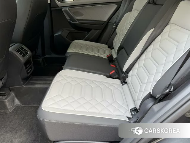Volkswagen Tanyue id 4211357 из Китая 14