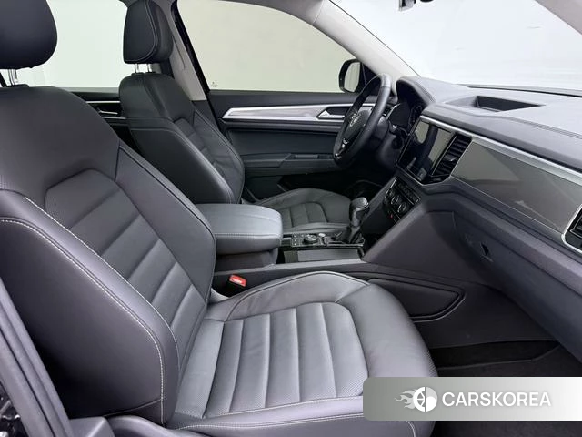 Volkswagen Tourang id 4277337 из Китая 16