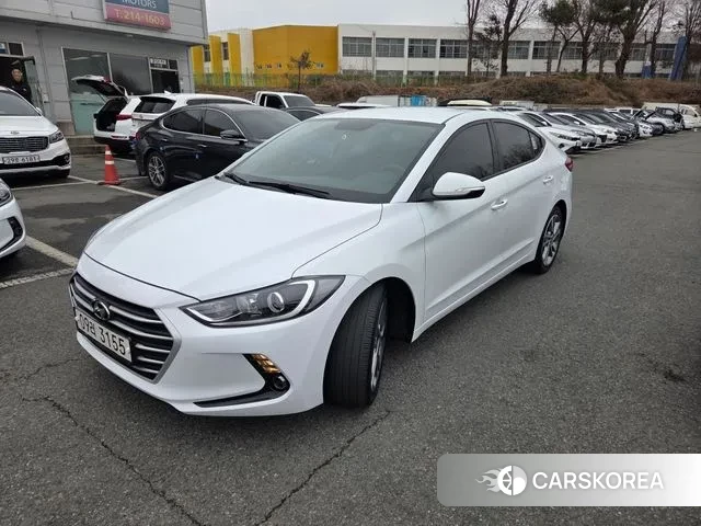 Hyundai Avante AD id 3728779 из Кореи 9