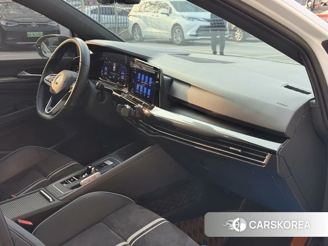 Volkswagen Golf id 4271650 из Китая 23