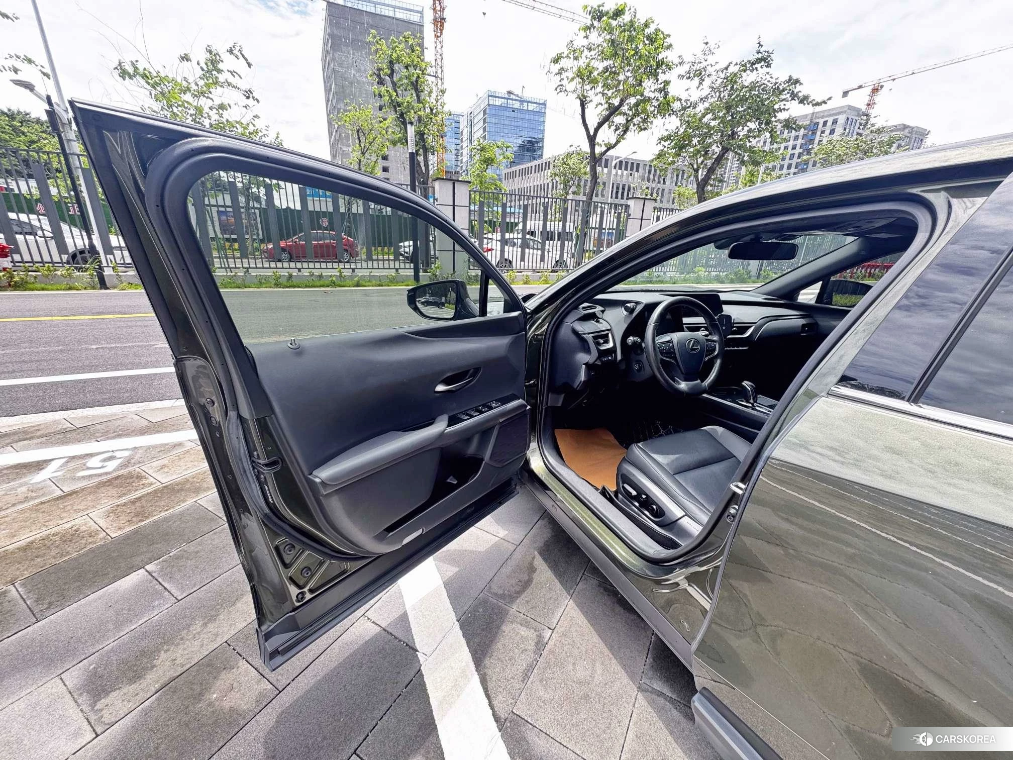 Lexus UX EV id 4468014 из Китая 23