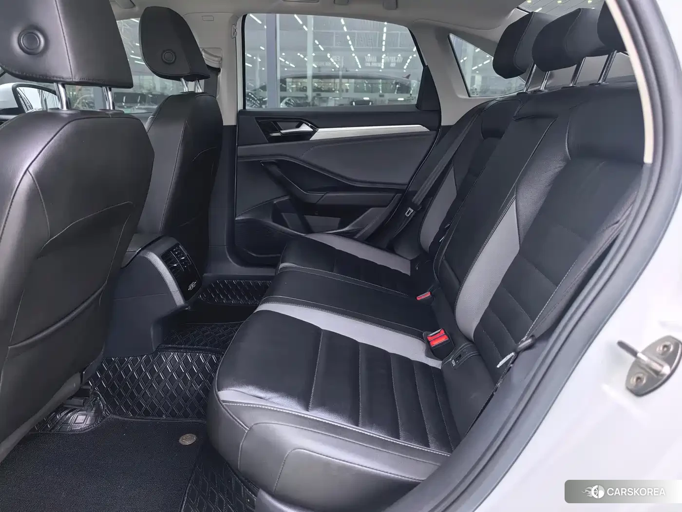 Volkswagen Sagitar id 4539383 из Китая 12