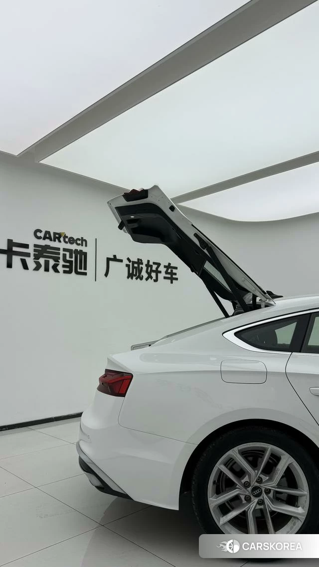 Audi A5 2021 Белый из Китая, фото 6
