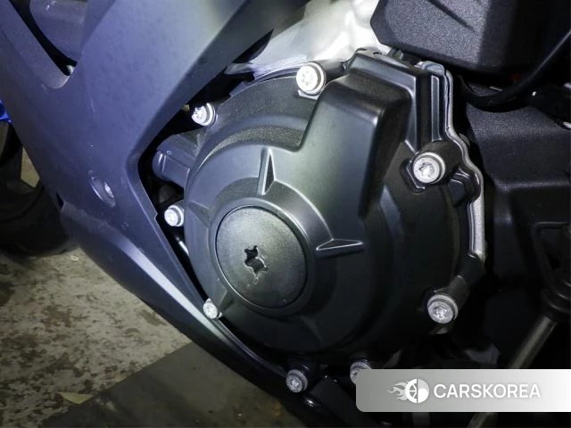 Engine photo
