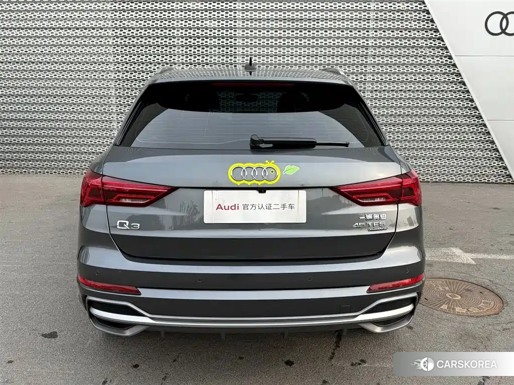 Audi Q3 2022 Silver/gray из Китая, фото 3