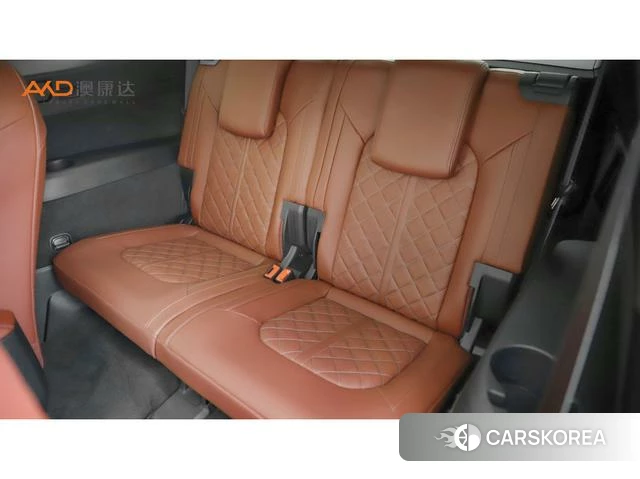 Audi Q6 2024 Черный из Китая, фото 4