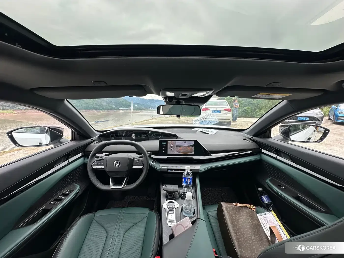 Chang'an UNI-V Smart iDD 2026 Белый из Китая, фото 3