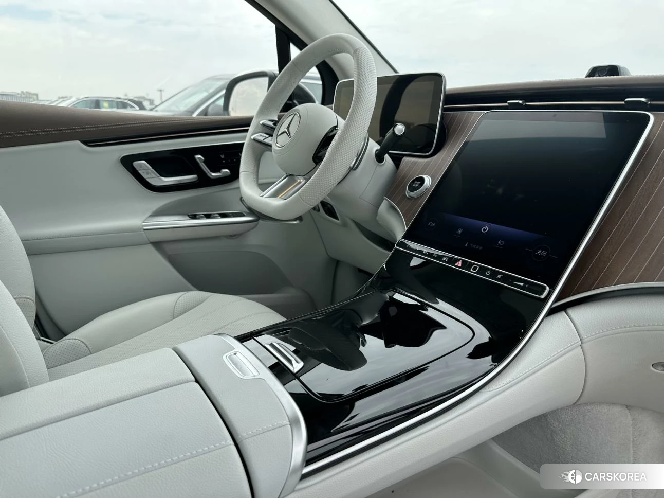 Mercedes-Benz EQE SUV 2024 Черный из Китая, фото 3