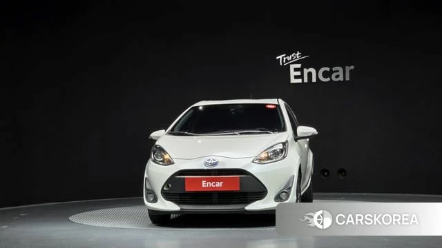 Toyota Prius C id 4776202 из Кореи 23