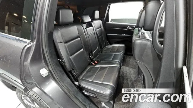 Jeep Grand Cherokee id 2627539 из Кореи 13