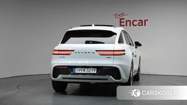 Genesis GV70 id 3860426 из Кореи 13