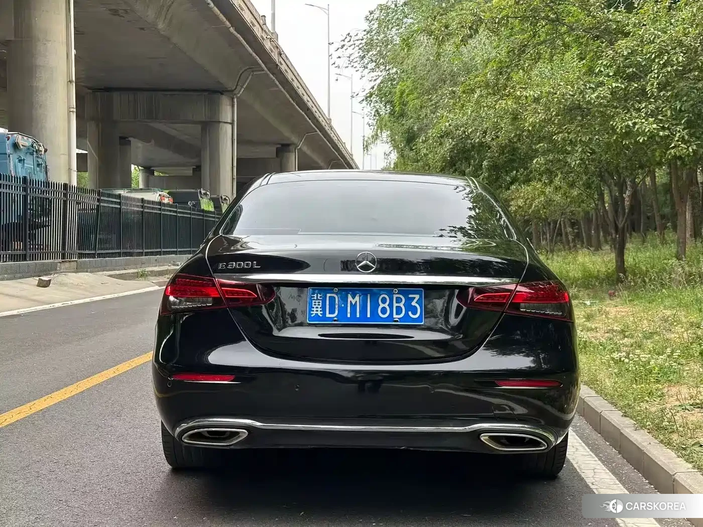 Mercedes-Benz E-Class id 4599801 из Китая 8