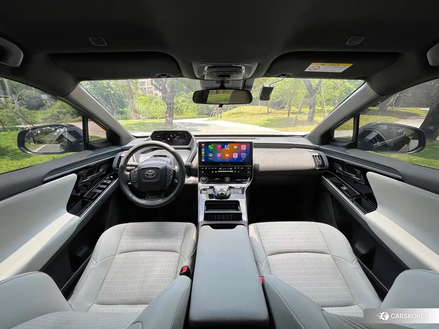 Toyota bZ4X 2024 Черный из Китая, фото 3