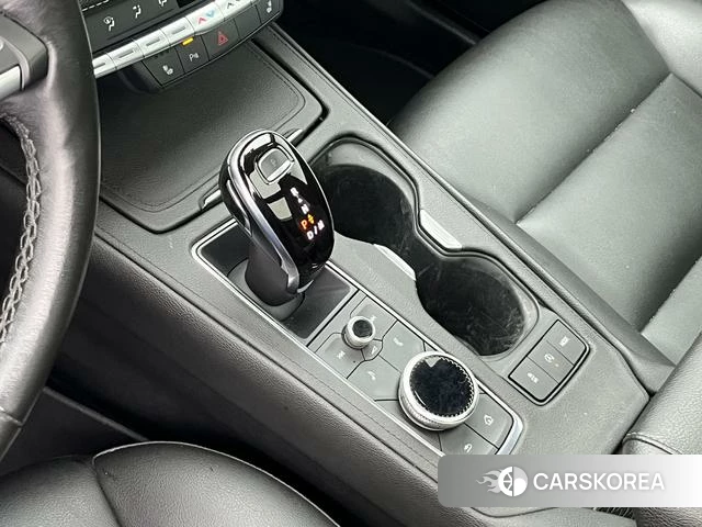 Cadillac XT4 id 4213303 из Китая 21