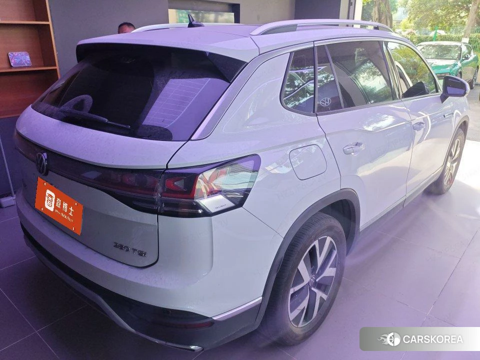 Volkswagen Tanyue 2022 Белый из Китая, фото 6