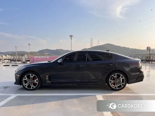 Kia Stinger id 3340997 из Кореи 13