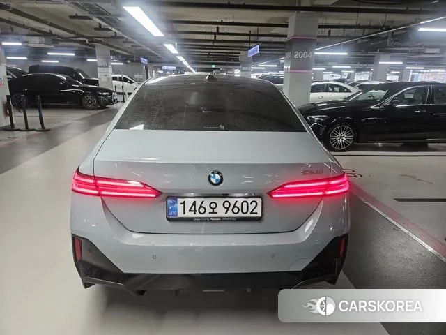 BMW 5 Series (G60) id 3476558 из Кореи 8