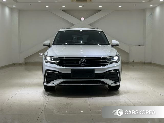 Volkswagen Tiguan L id 4276943 из Китая 7