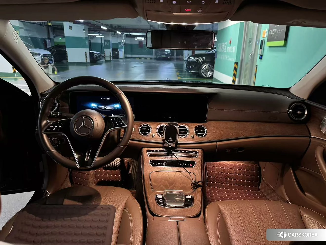 Mercedes-Benz E-class 2022 Черный из Китая, фото 3