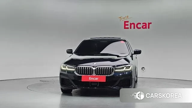 BMW 5 Series (G30) id 3416571 из Кореи 13