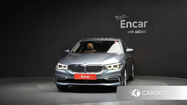 BMW 5 Series (G30) id 3965844 из Кореи 13