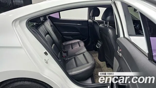 Hyundai Avante AD id 2542856 из Кореи 13