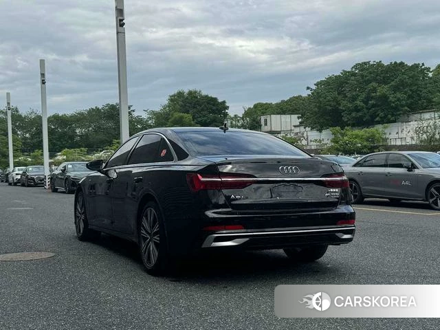 Audi A6L id 4353076 из Китая 9