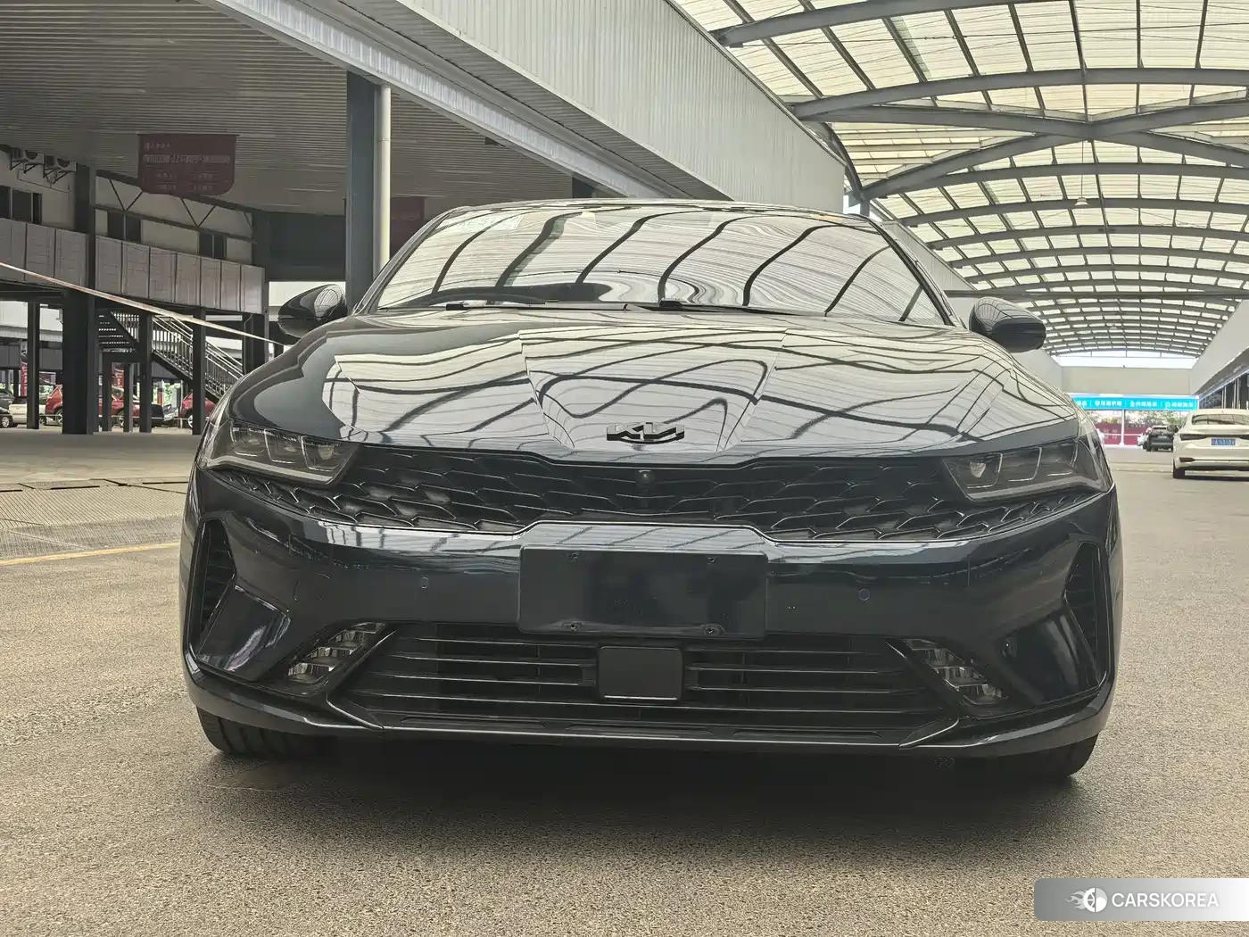 Kia K5 2021 Синий из Китая, фото 3
