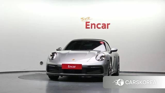 Porsche 911(992) id 4906149 из Кореи 13