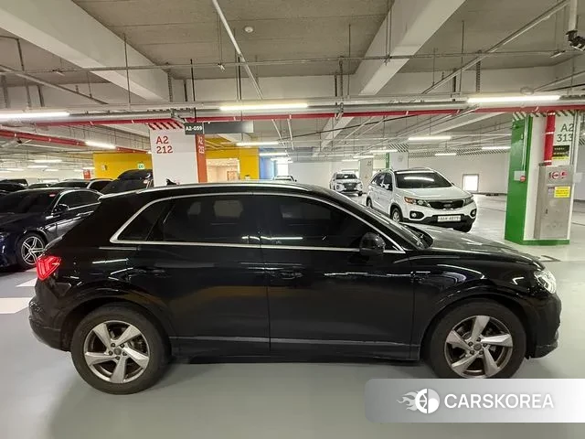 Audi Q3 (F3) 2020 Черный из Кореи, фото 6