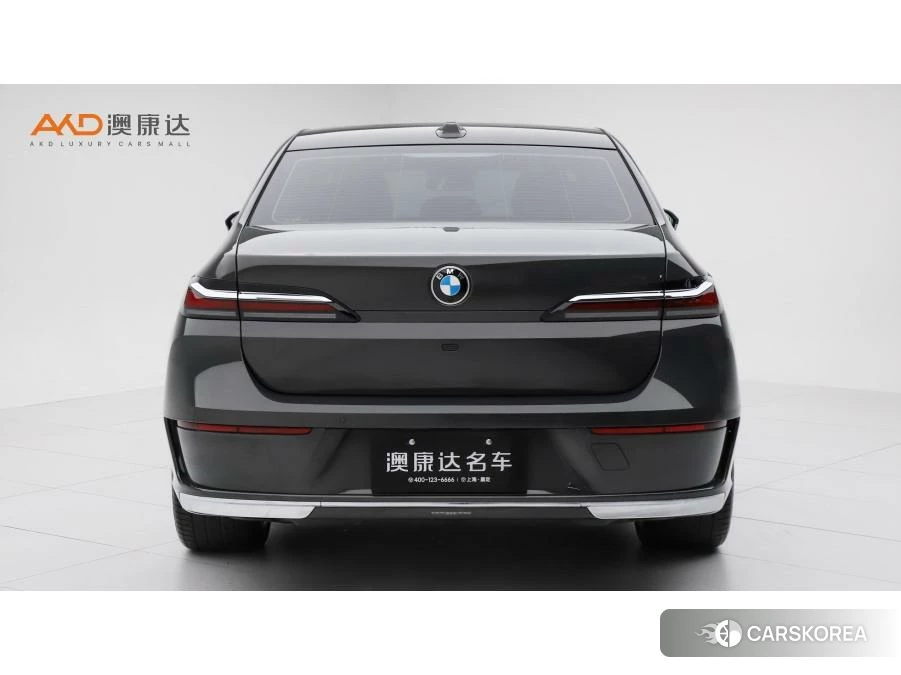 BMW 7 series 2022 Темно-серый из Китая, фото 3