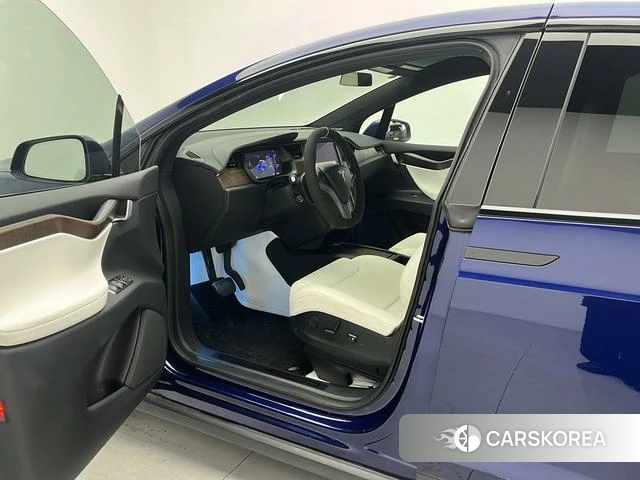 Tesla Model X id 4229220 из Китая 13
