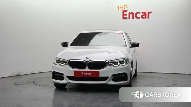 BMW 5 Series (G30) id 4197190 из Кореи 23