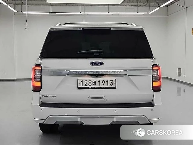 Ford Expeditation id 4573134 из Кореи 11