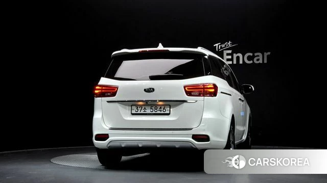 Kia The New Carnival id 4294874 из Кореи 23