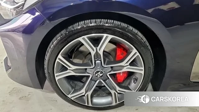 Kia Stinger id 3593444 из Кореи 11