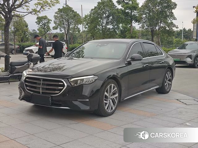 Mercedes-Benz E-class 2024 Черный из Китая, фото 3