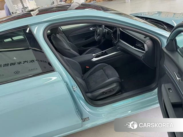 Volkswagen Passat 2024 Зеленый из Китая, фото 6