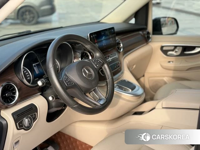 Mercedes-Benz V-class id 4271440 из Китая 8
