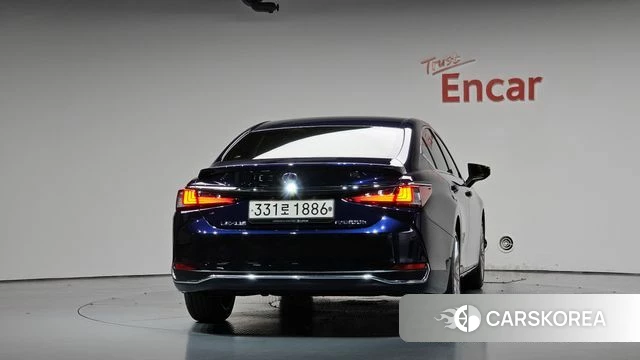 Lexus ES300h 7th generation id 4864005 из Кореи 23